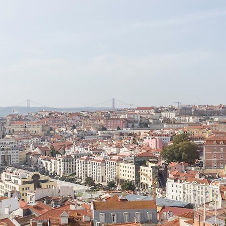 Stroll To Coffee Shops Near A Renovated Hillside Apartment In Graca Lisboa Ngoại thất bức ảnh